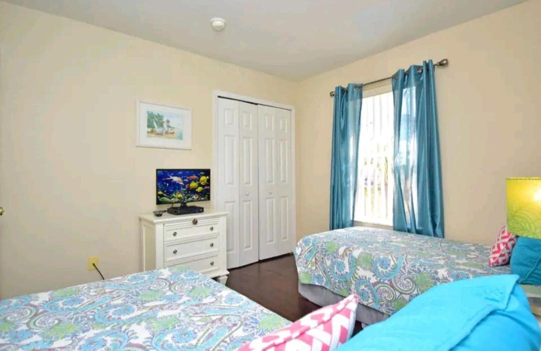 Relaxing Resort, Spacious Pool Near Disney 대번포트 외부 사진